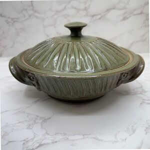 Vintage Green Ceramic Baking Dish Chimney Lid Roasting Even Cooking Signed Cozy